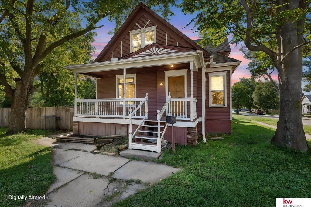 422 N 8th Street, Council Bluffs