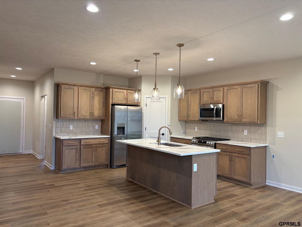 836 Linwood Lane, Lincoln