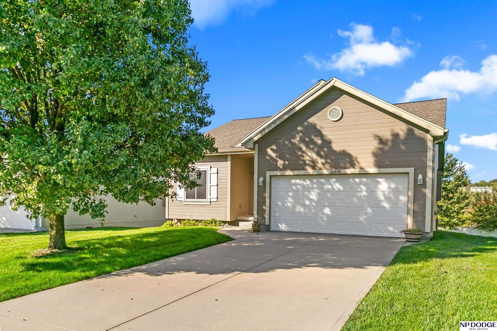10608 Lewis And Clark Road, Bellevue
