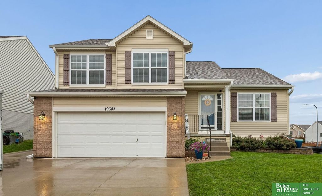 19383 V Street, Omaha