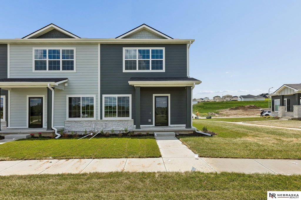 16006 Isabella Street, Bennington