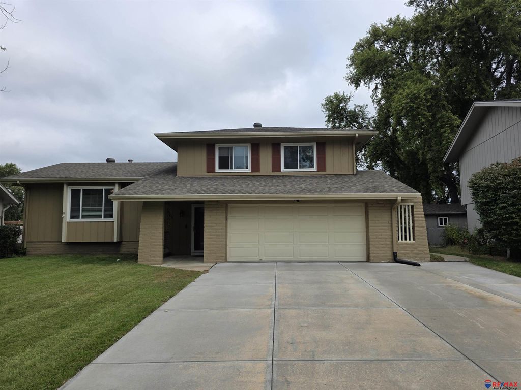 10308 P Street, Omaha