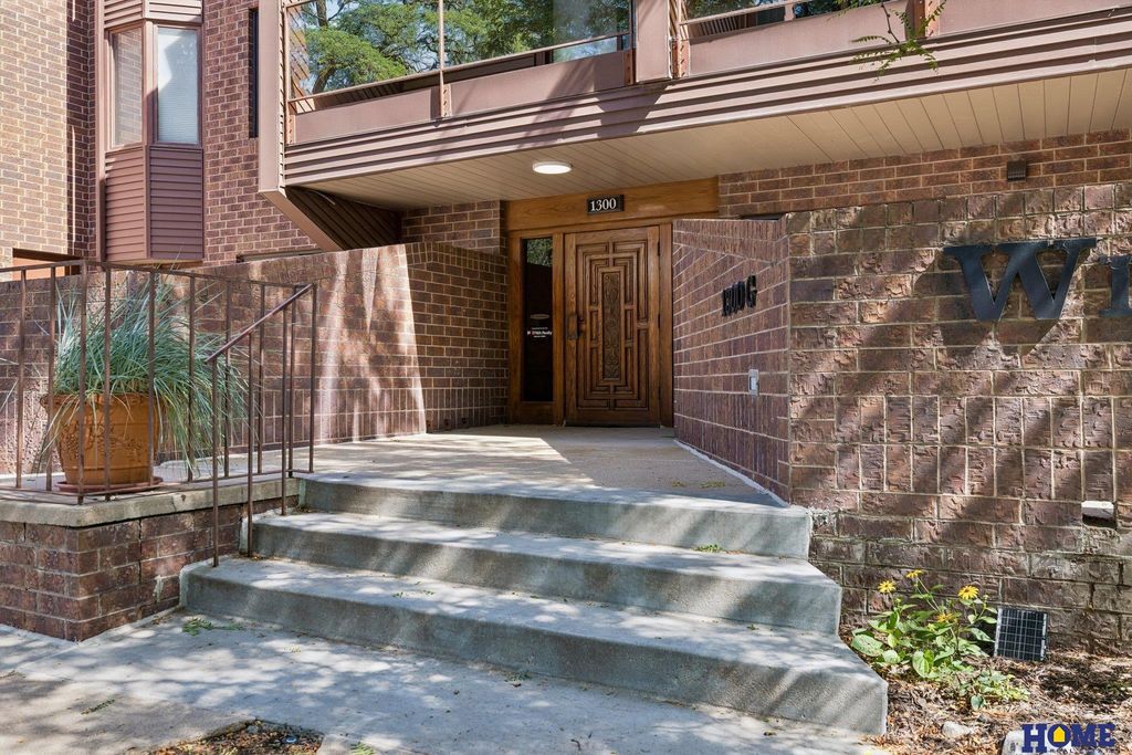 1300 G Street, Unit 301e, Lincoln