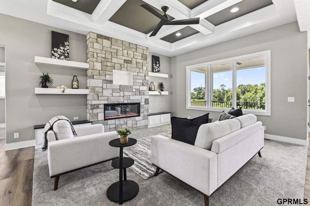 18309 Acorn Drive, Gretna