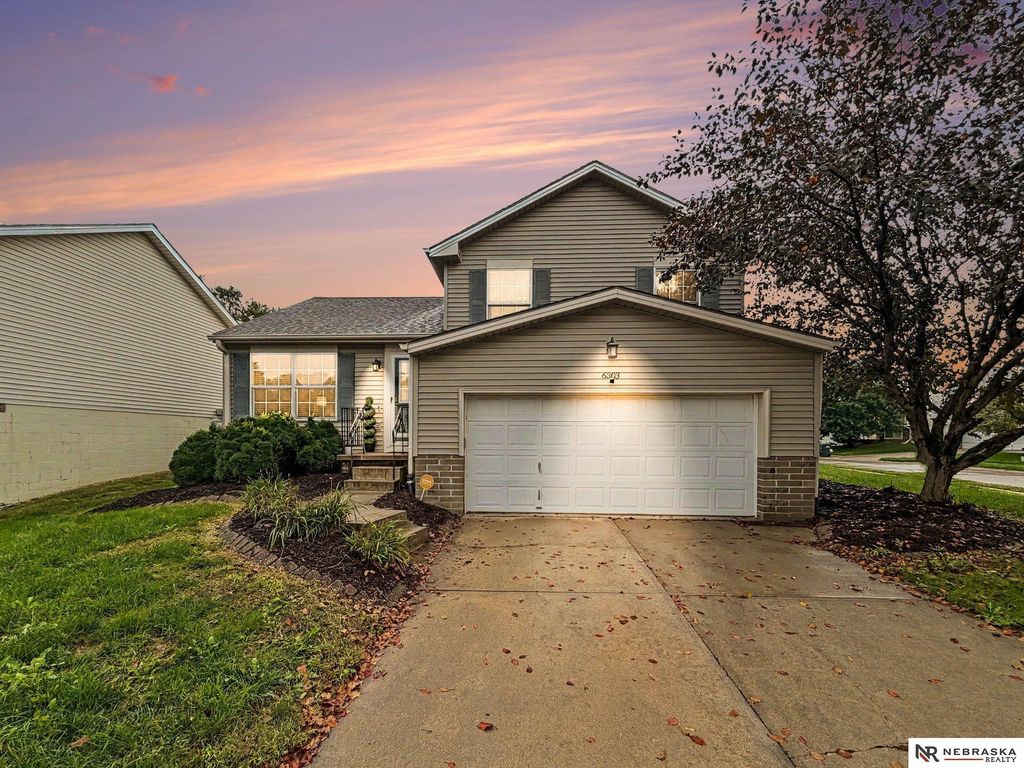 6303 N 131st Street, Omaha