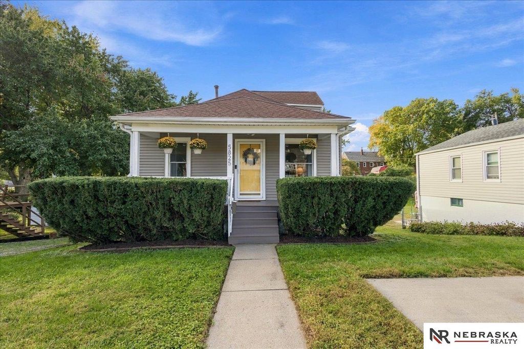 5825 Erskine Street, Omaha
