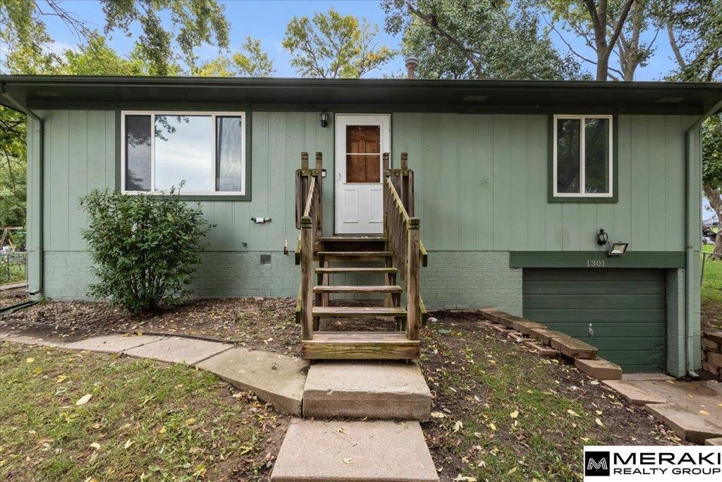 1301 Bryan Avenue, Bellevue