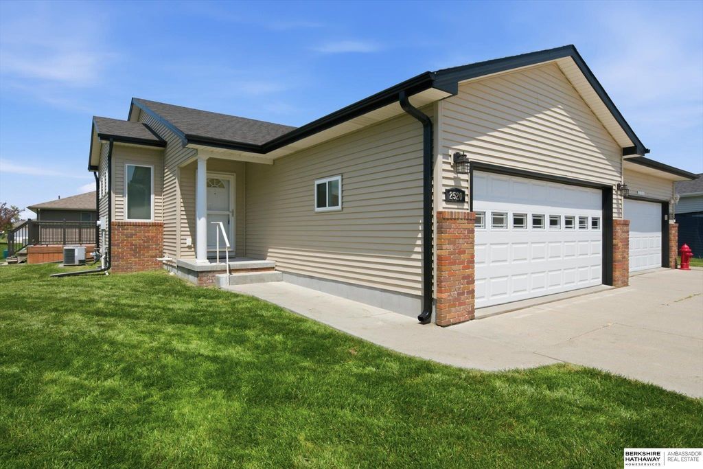 2520 Winston Circle, Fremont