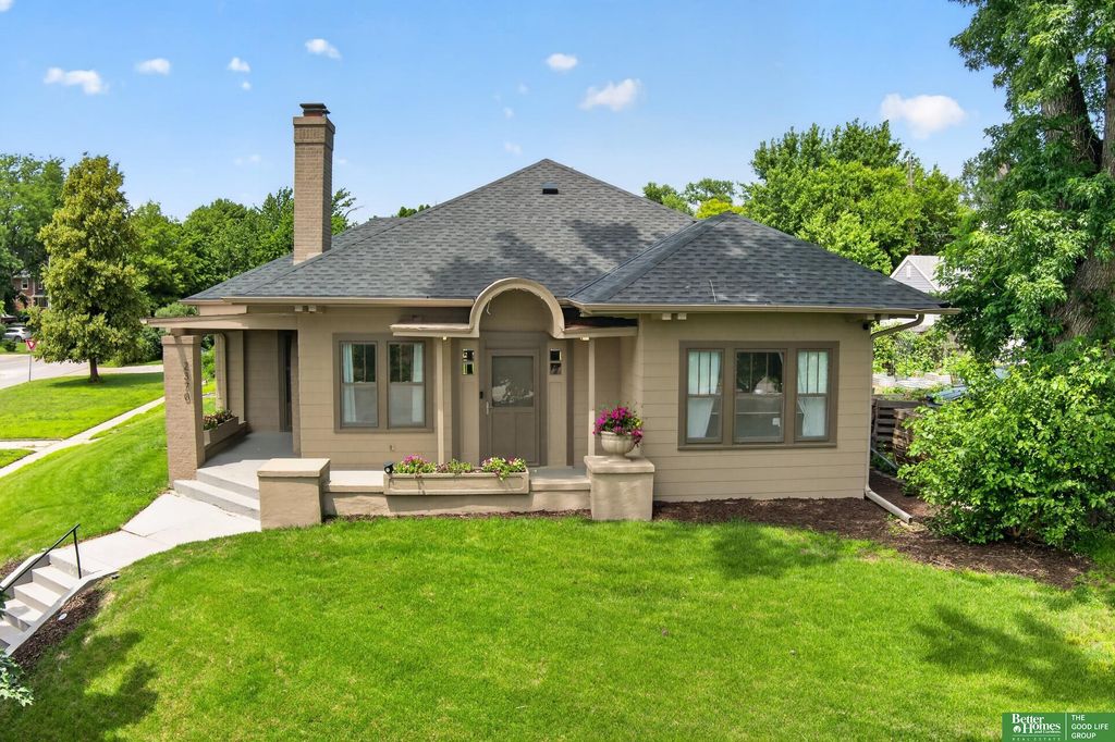 2370 Fontenelle Boulevard, Omaha