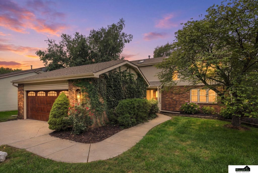 3749 S 78th Street, Lincoln