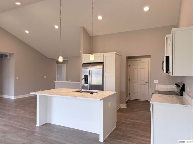 Photo of Listing #22601230