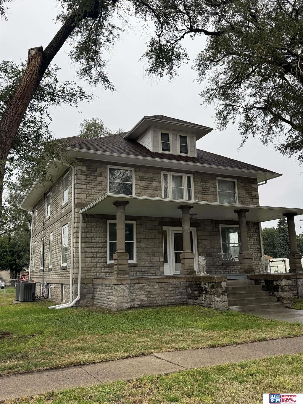 605 4th Street, Silver Creek