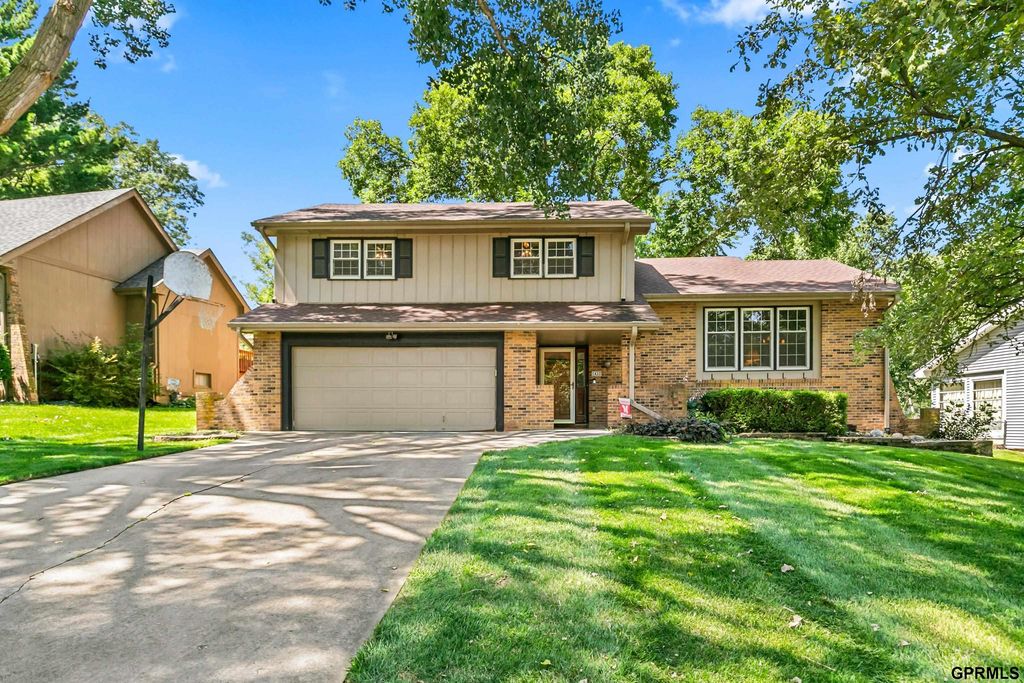 1432 S 136th Street, Omaha