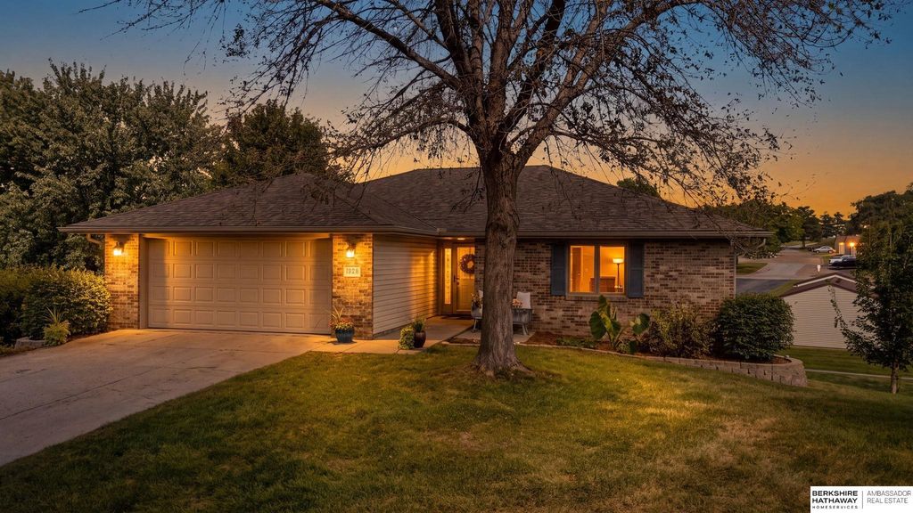 2360 Atwood Circle, Lincoln