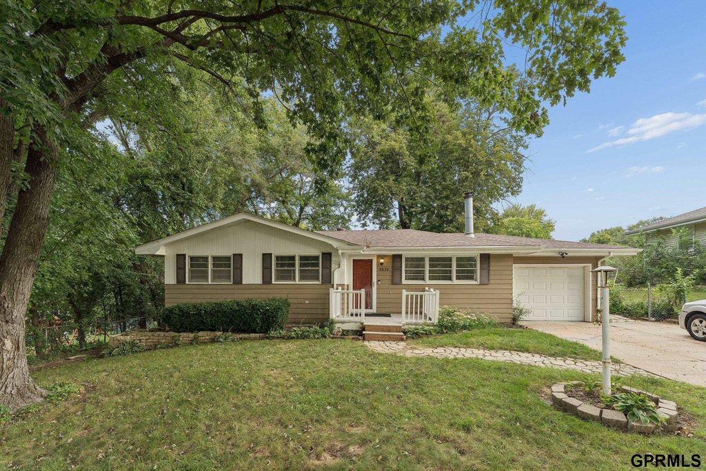 5834 Read Street, Omaha