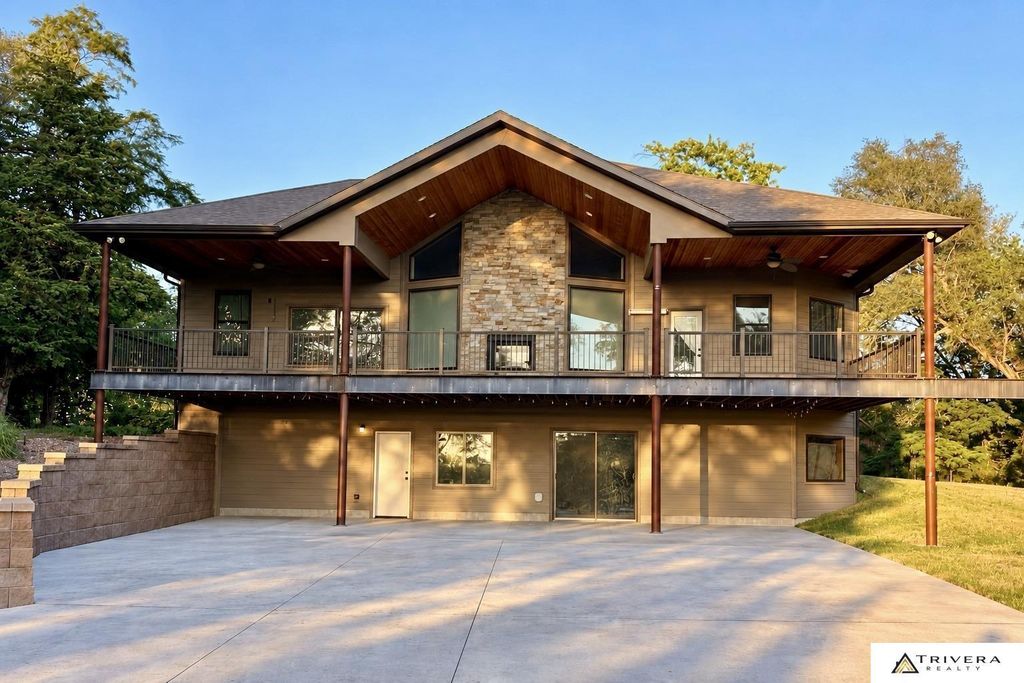 1905 Roca Road, Roca