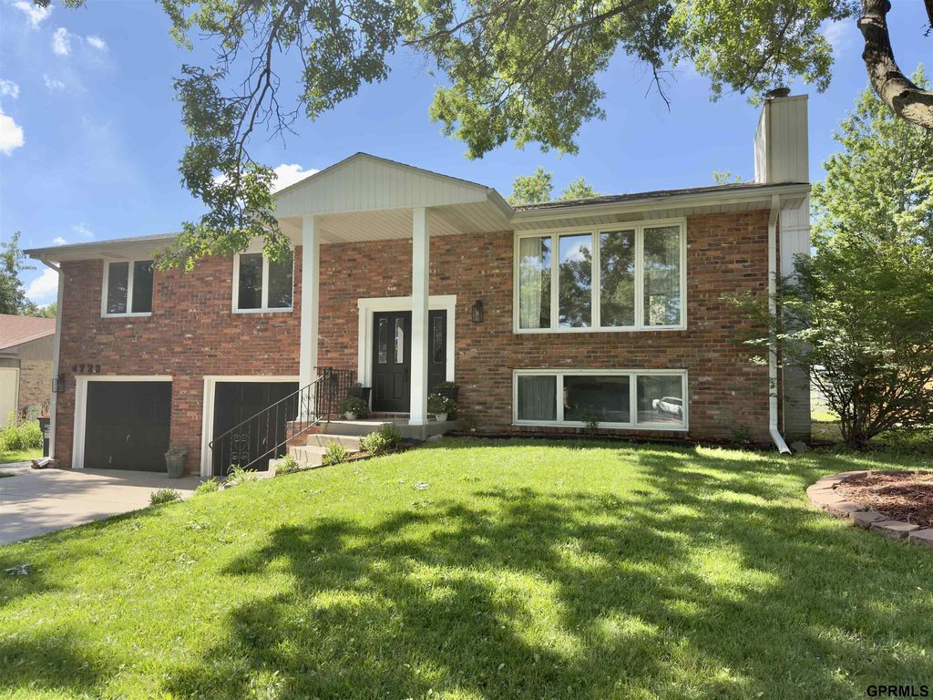 4723 Kirkwood Drive, Lincoln