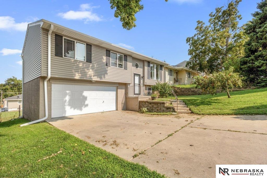 4733 S 81st Street, Ralston