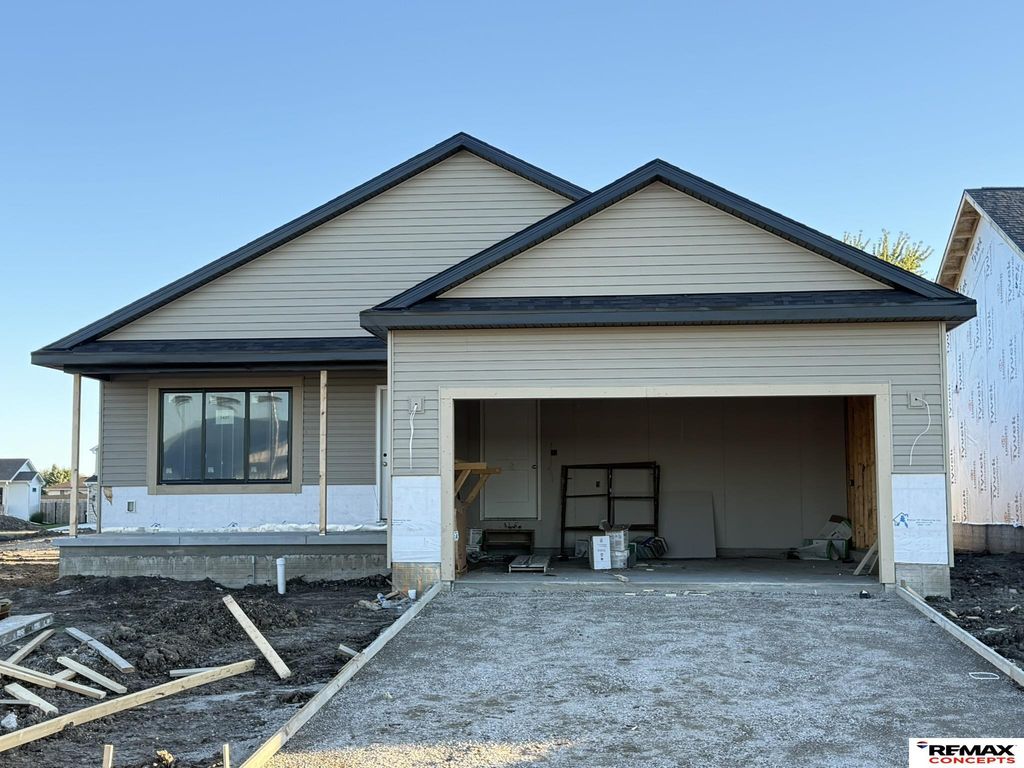 3437 W C Street, Lincoln