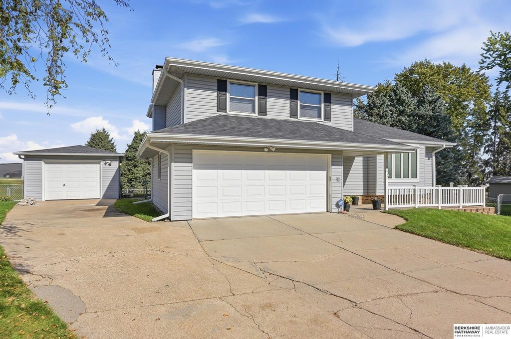 10632 M Street, Omaha