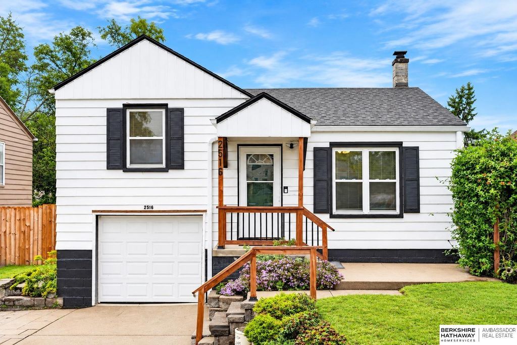 2516 Sharon Drive, Omaha