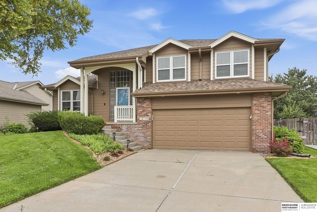 12144 S 221st Street, Gretna