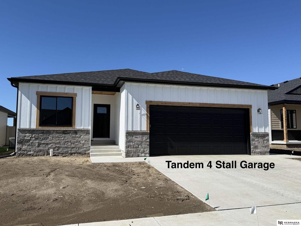 9615 S 87th Street, Lincoln