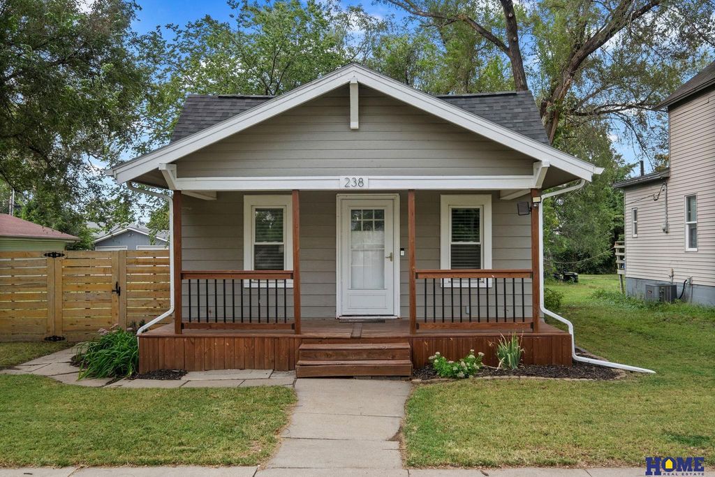 238 B Street, Lincoln