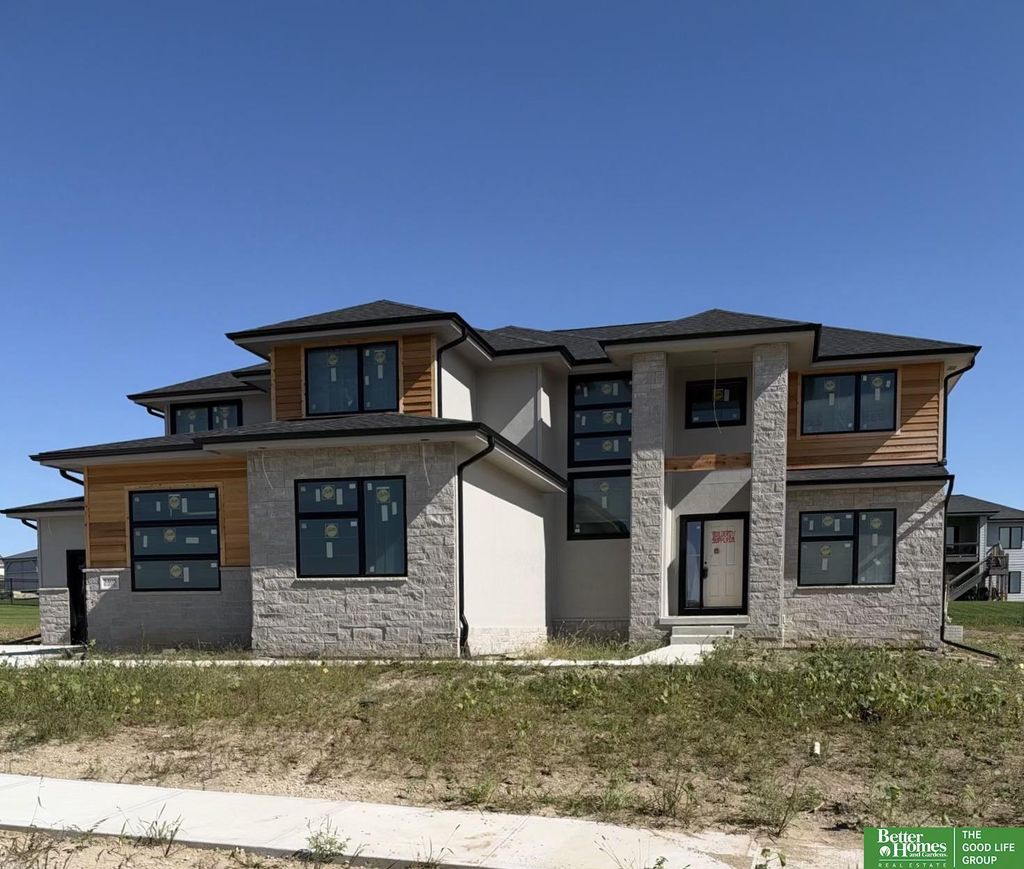 5405 N 197th Street, Elkhorn