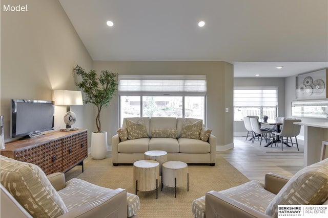 Photo of Listing #22307401