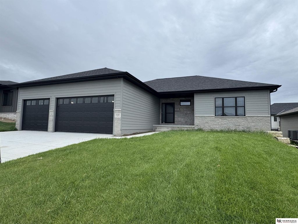 535 N 108th Street, Lincoln