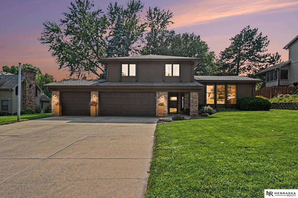 1012 N 128th Street, Omaha