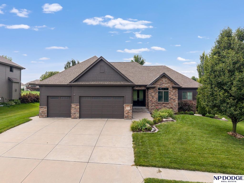 10218 Spyglass Drive, Omaha