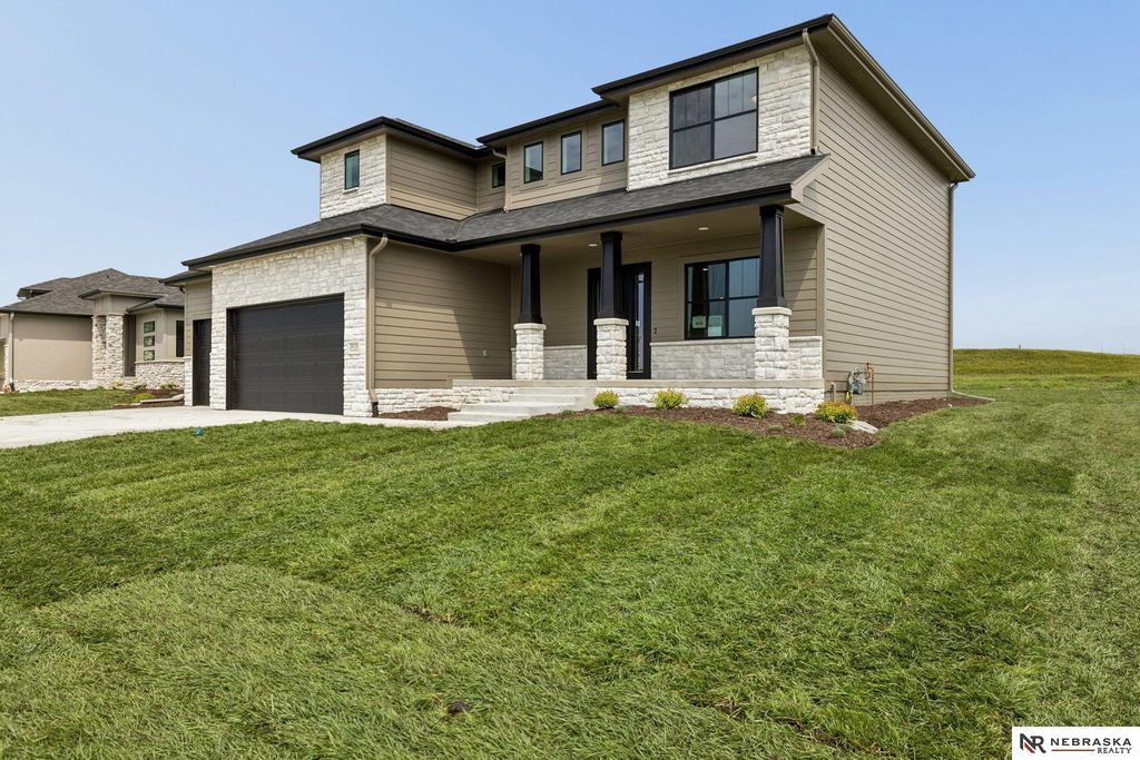 3818 Prairie Breeze Road, Lincoln