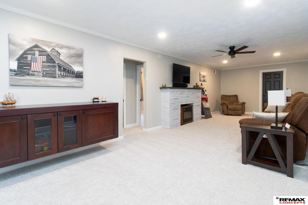 320 W 1st Street, Cortland