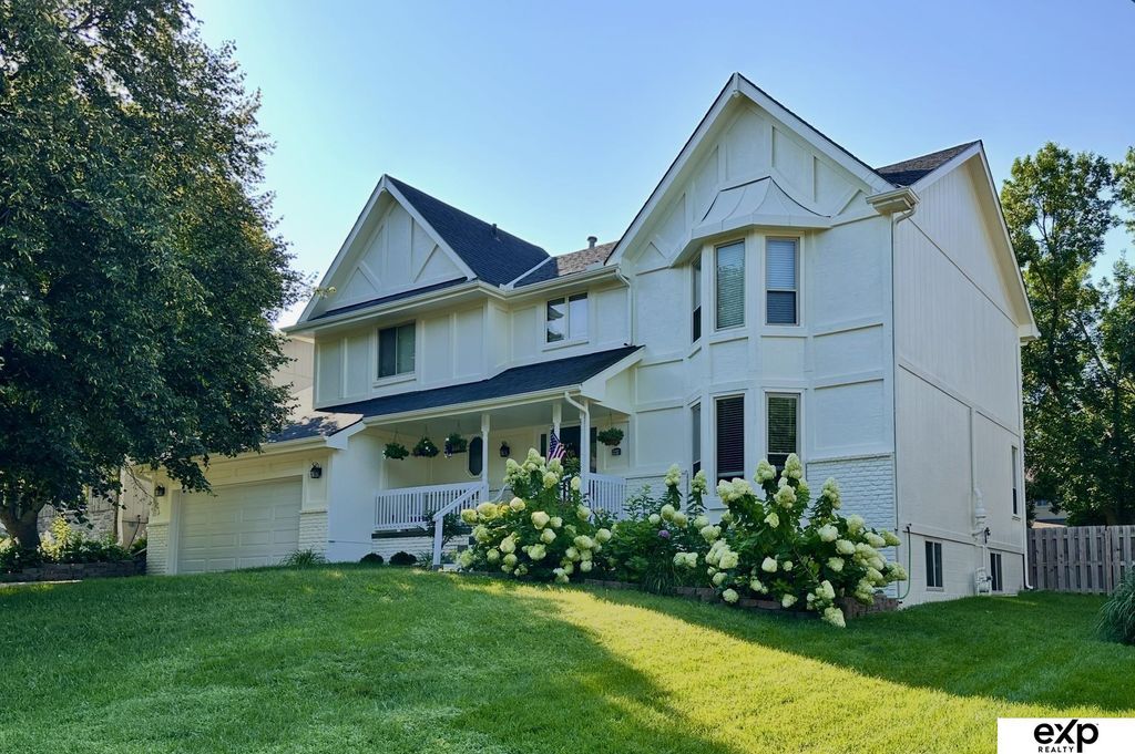 15911 Jackson Drive, Omaha
