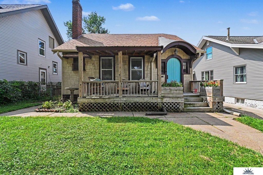 2534 N 49th Street, Omaha