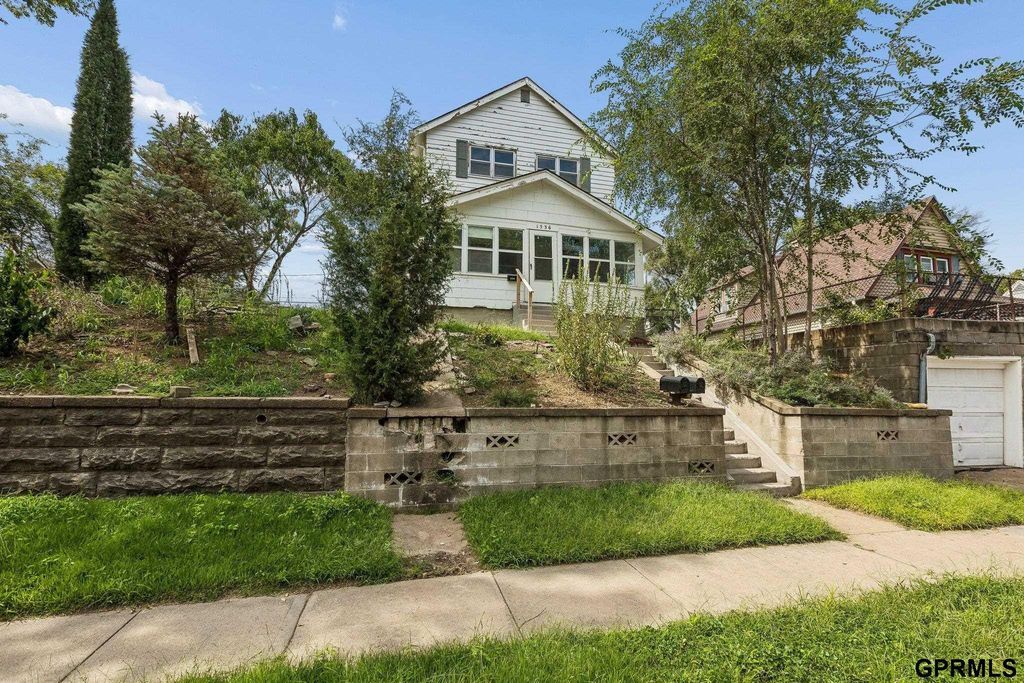 1336 S 25 Avenue, Omaha