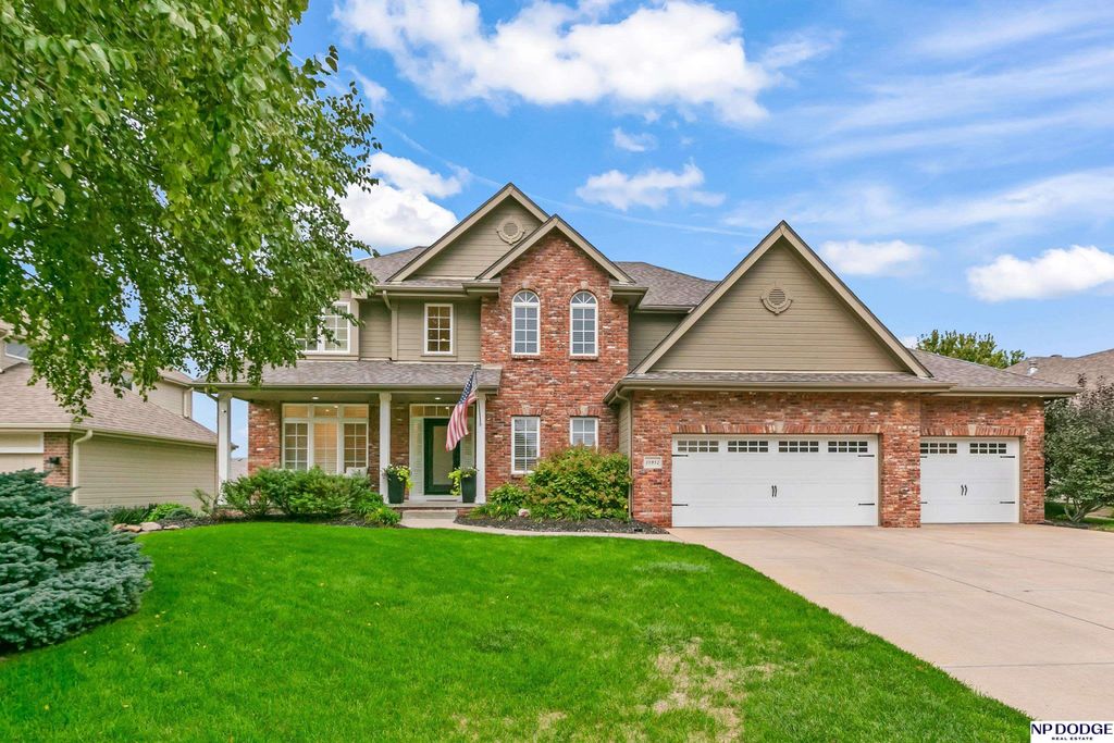 15952 Bauman Avenue, Omaha