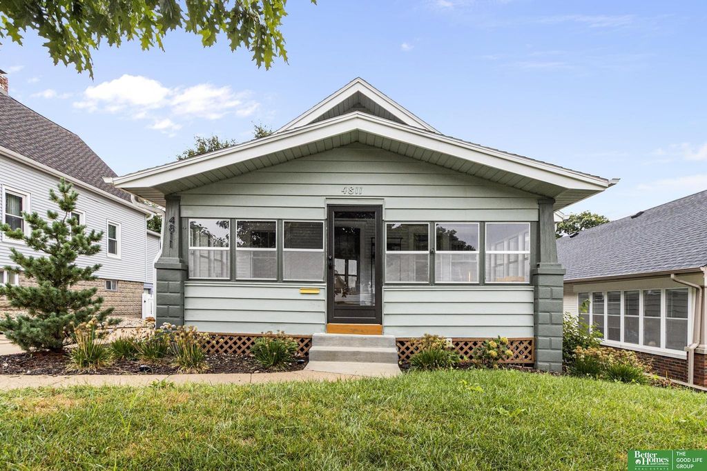 4811 Pierce Street, Omaha