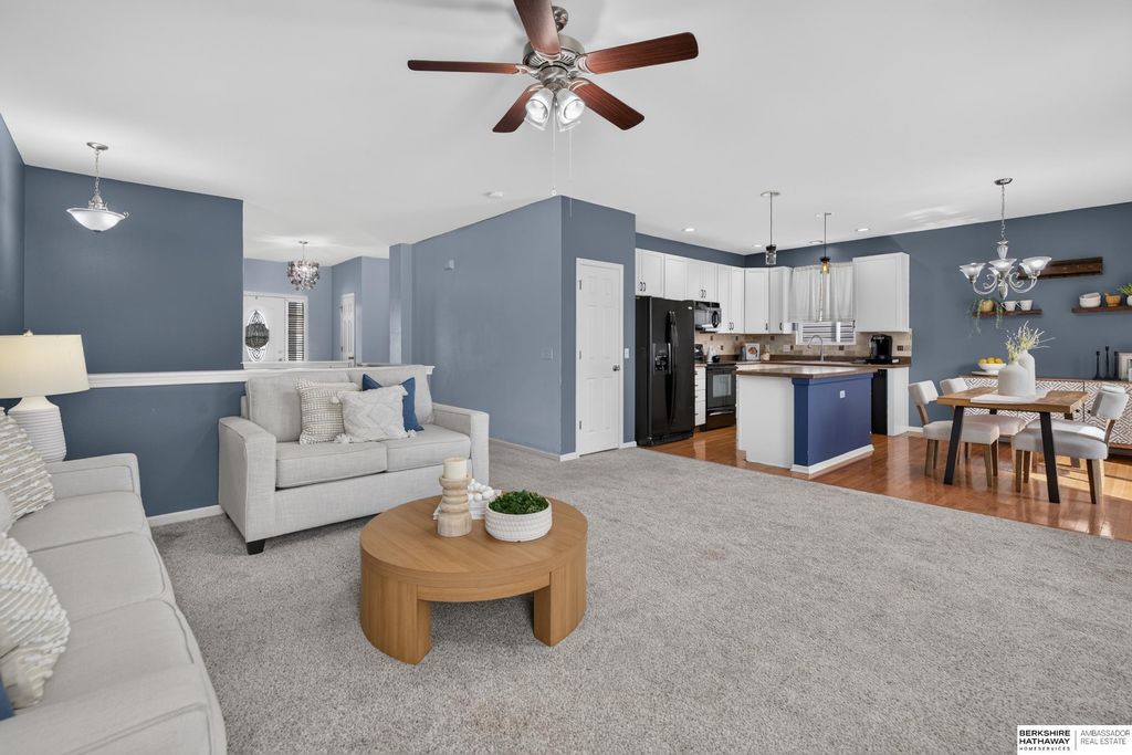 14887 Eagle Street, Bennington