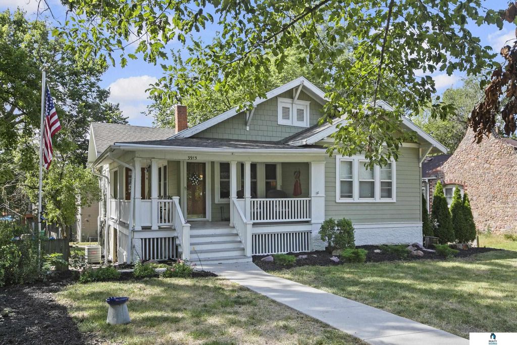 3913 Sheridan Boulevard, Lincoln