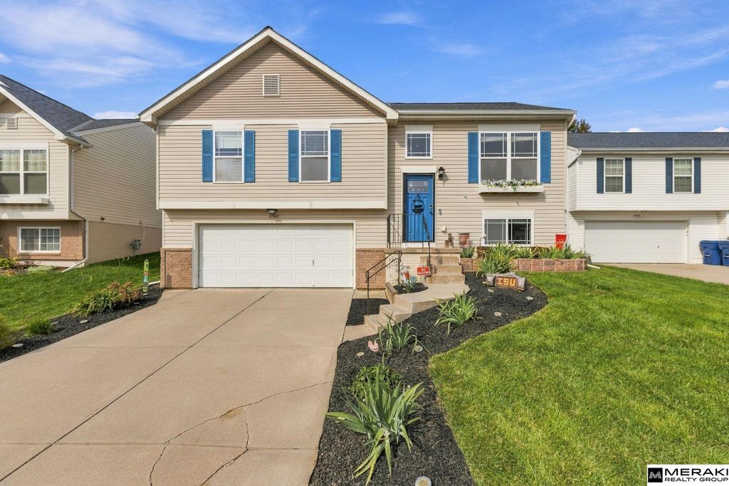 10868 Girard Street, Omaha