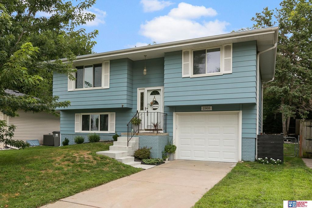 2305 Wildwood Place, Lincoln