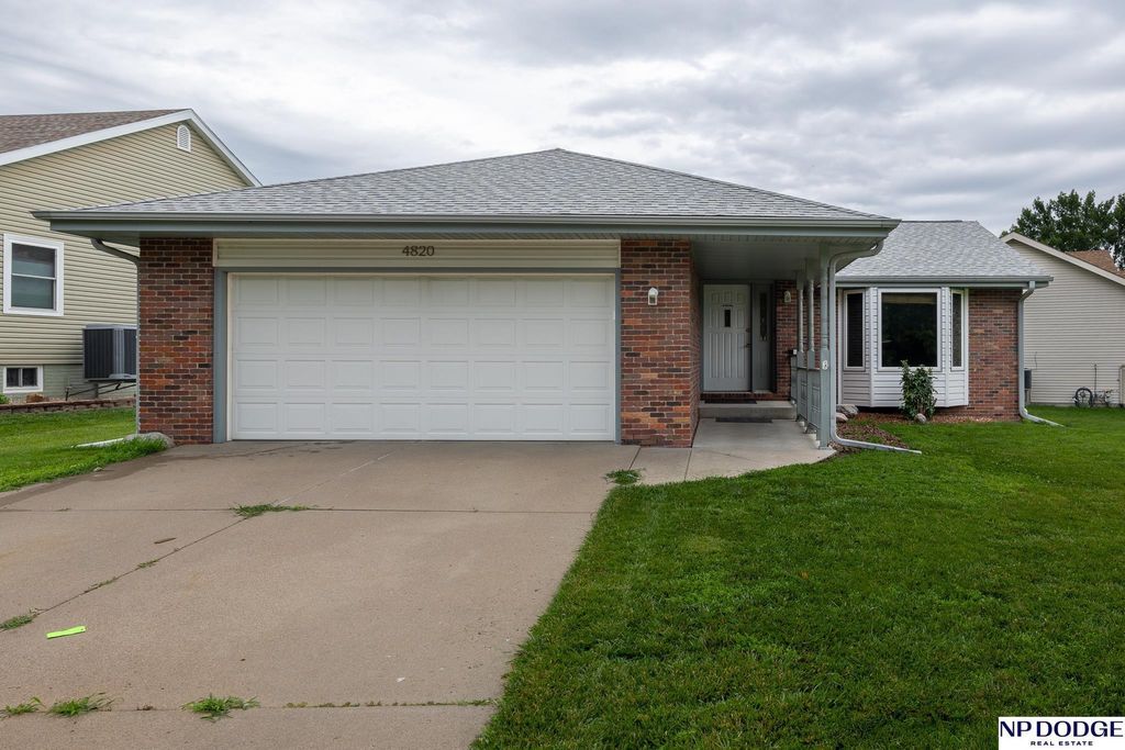 4820 Bunker Hill Road, Lincoln