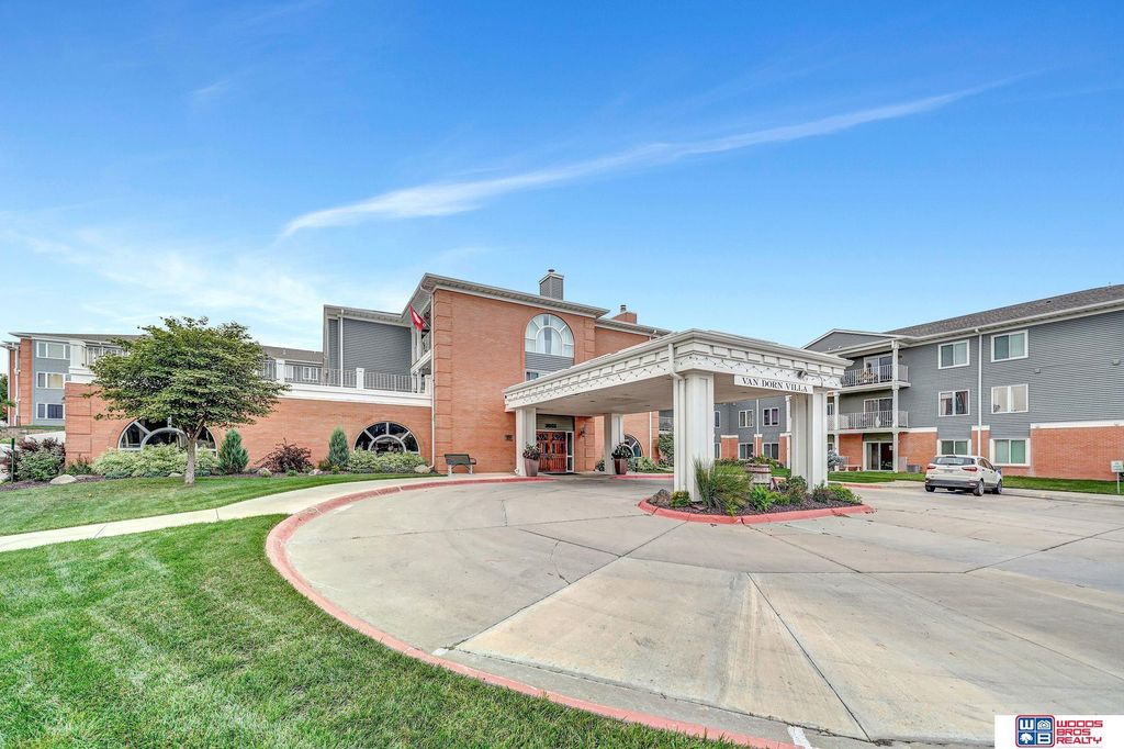 3001 S 51st Street, Unit 324, Lincoln