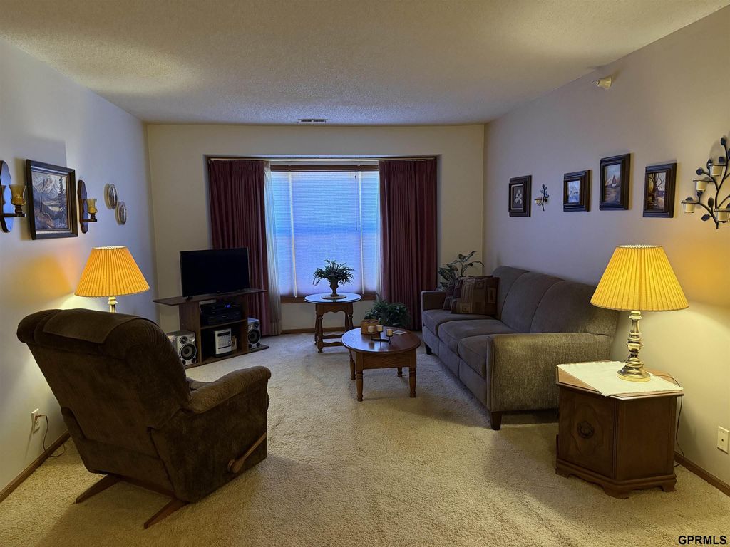 2425 Folkways Boulevard, Unit 246, Lincoln