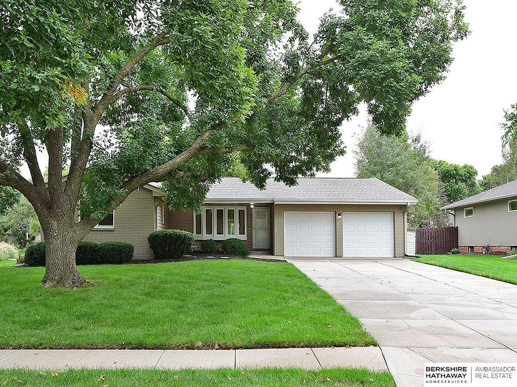 12311 Seward Street, Omaha