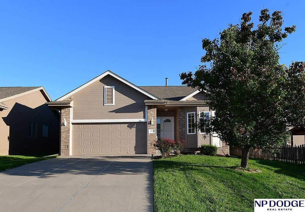 17612 George Miller Parkway, Omaha