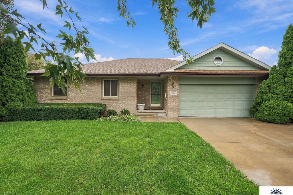 8000 Glynoaks Drive, Lincoln